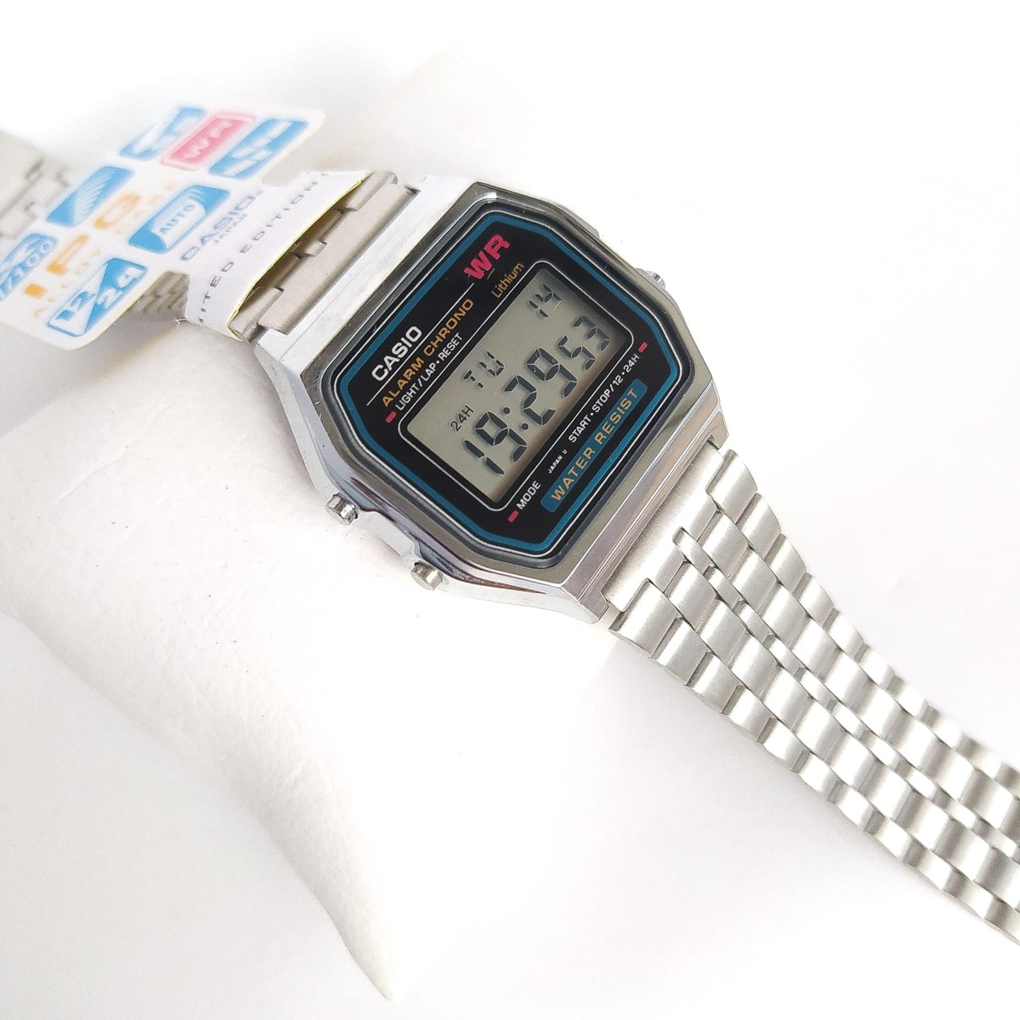 Reloj Casio Retro Acero Inoxidable Plata