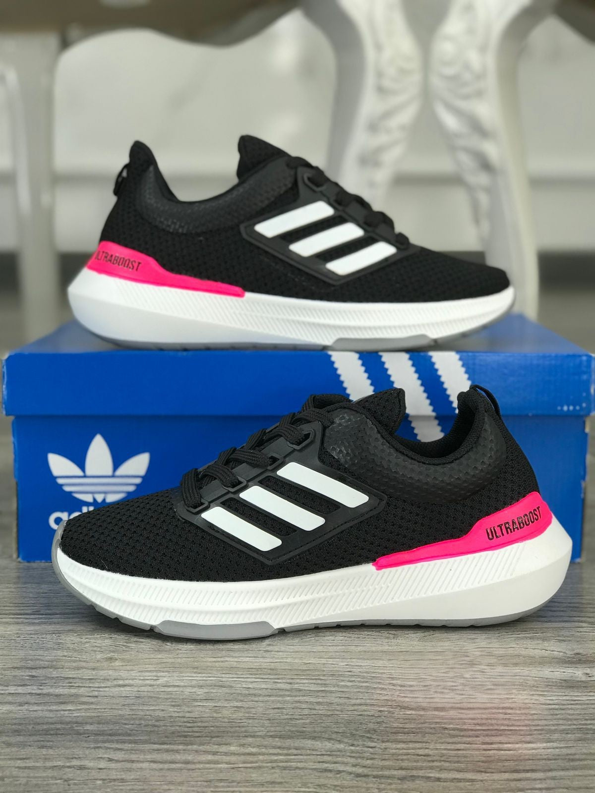 Zapatos Adidas Fashion Negro Dama: Estilo y Comodidad